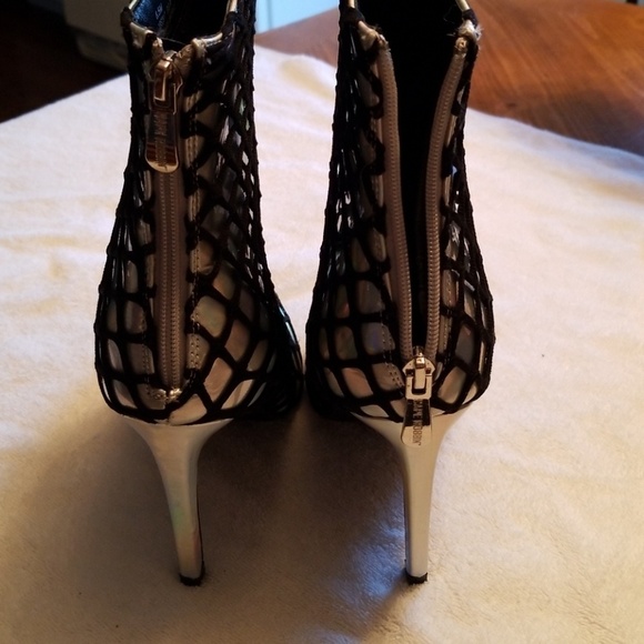 Cape ribbon iridescent in black mesh boot - Picture 3 of 5